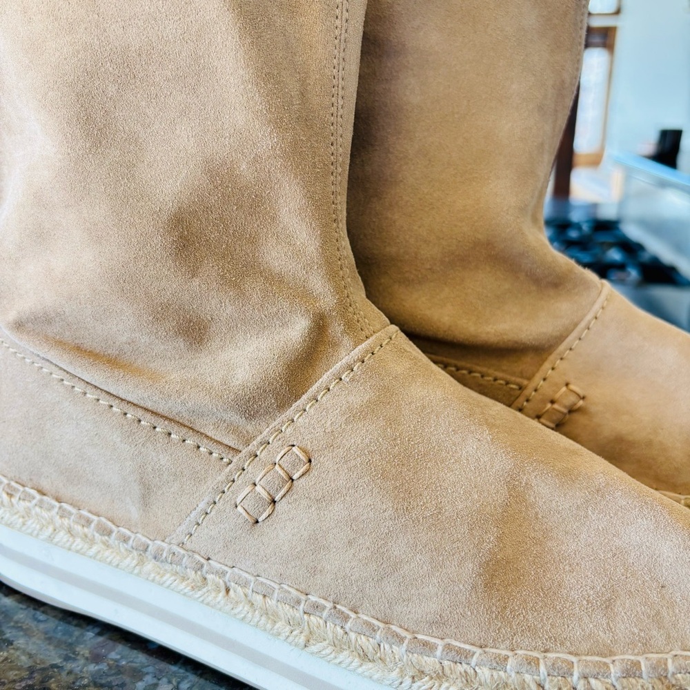 PRADA Rope Trim Boot EU 38 Taupe
Suede Espadrille Platform NEW - Picture 9 of 13